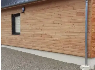 abri de jardin en bois à Saint-Aubin-du-Cormier - image 2