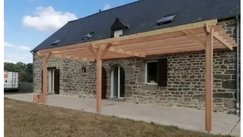 abri de jardin en bois à Sens-de-Bretagne - image 4