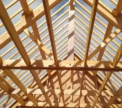 charpente traditionnelle à Dol-de-Bretagne - image 2