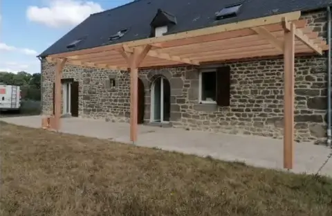 charpente traditionnelle Fougères-1