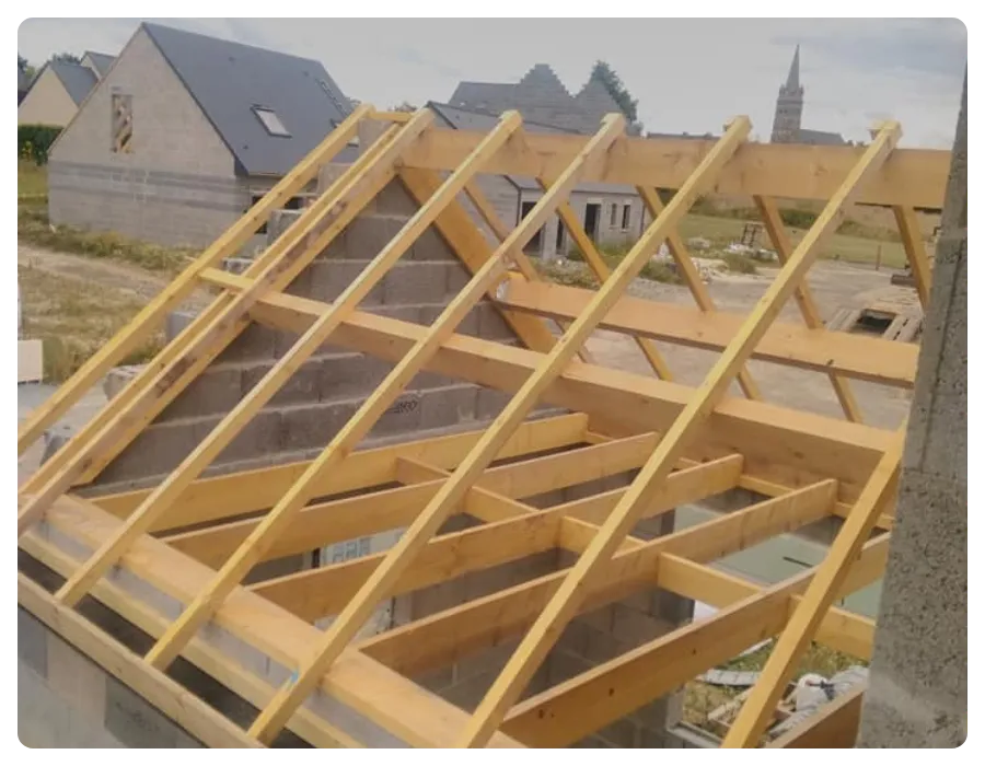 charpente traditionnelle maen roch