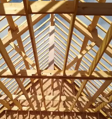 charpente traditionnelle à Pontorson - image 2