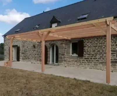 charpente traditionnelle à Val-Couesnon - image 3