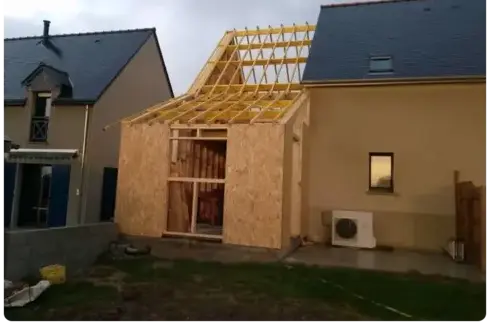 charpentier à Maen Roch - image 3