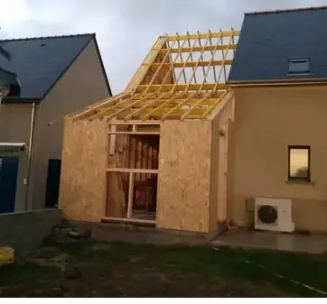 charpentier à Saint-Aubin-du-Cormier - image 2