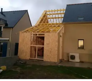 extension en bois maison à Val-Couesnon - image 2