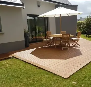 terrasse bois à Maen Roch - image 3